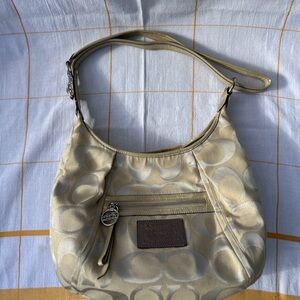 Coach Poppy Signature Fabric convertible Shoulder Bag